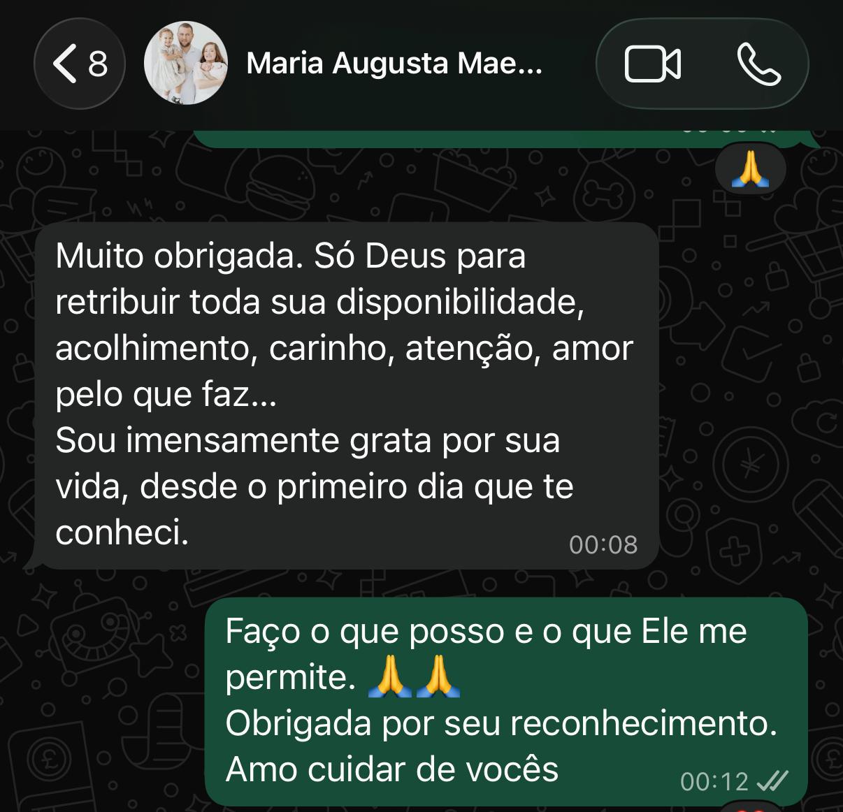 Print de conversa de WhatsApp de Maria Augusta agradecendo o cuidado com os filhos e dizendo que sua maternidade é mais leve por poder contar com a Dra. Lorena.